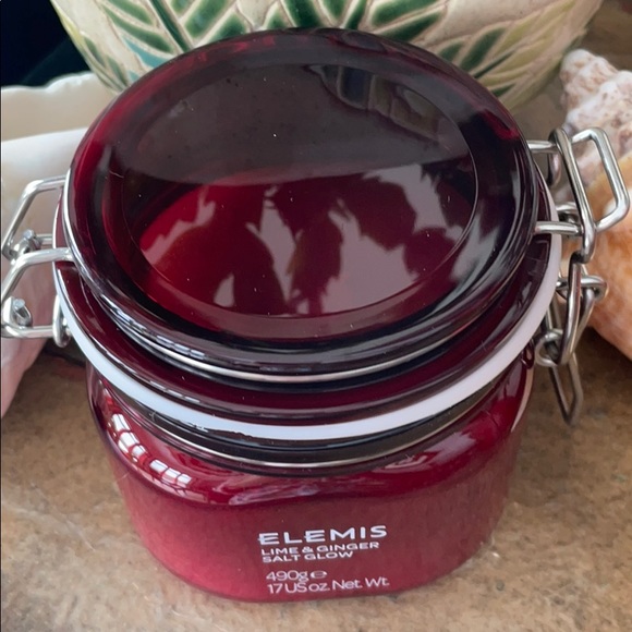 Elemis Lime & Ginger Salt Glow - Picture 5 of 5